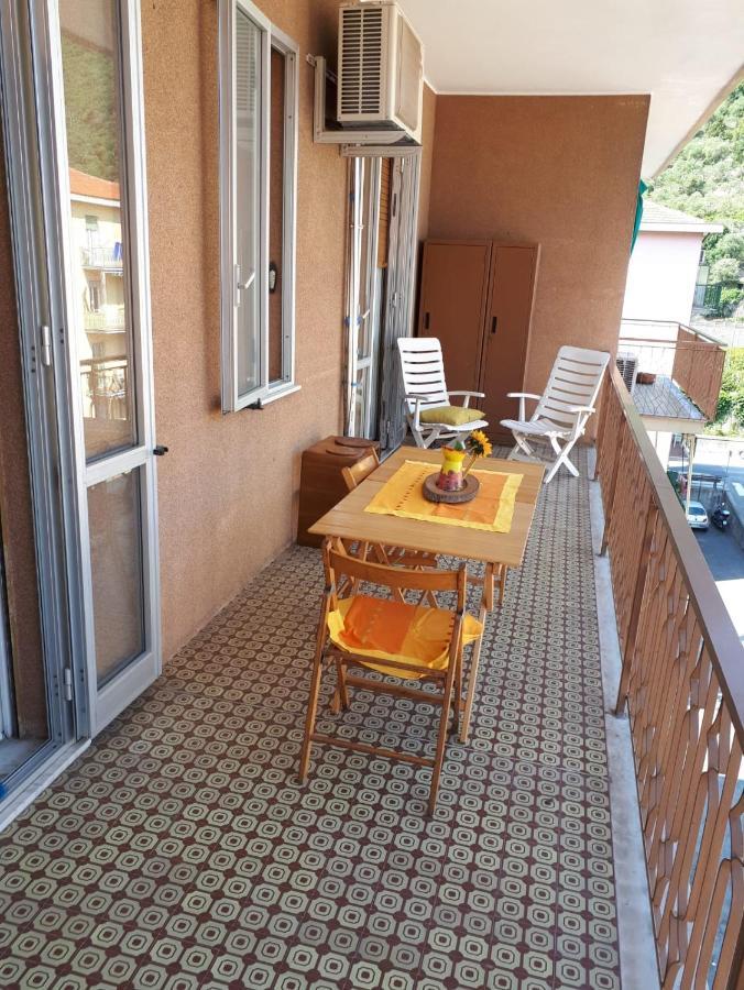 Vreni Lodge Finale Ligure Exterior foto