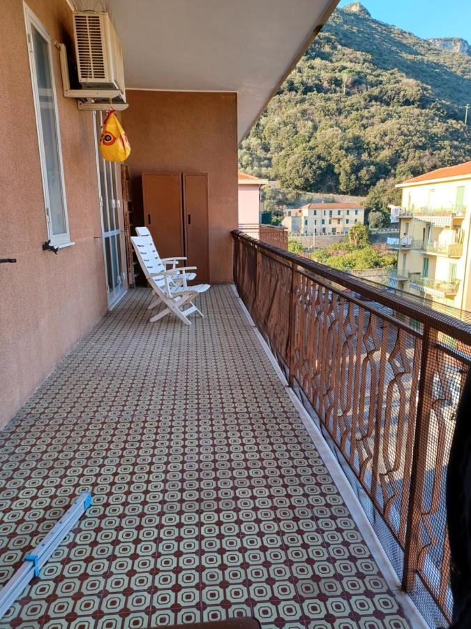 Vreni Lodge Finale Ligure Exterior foto